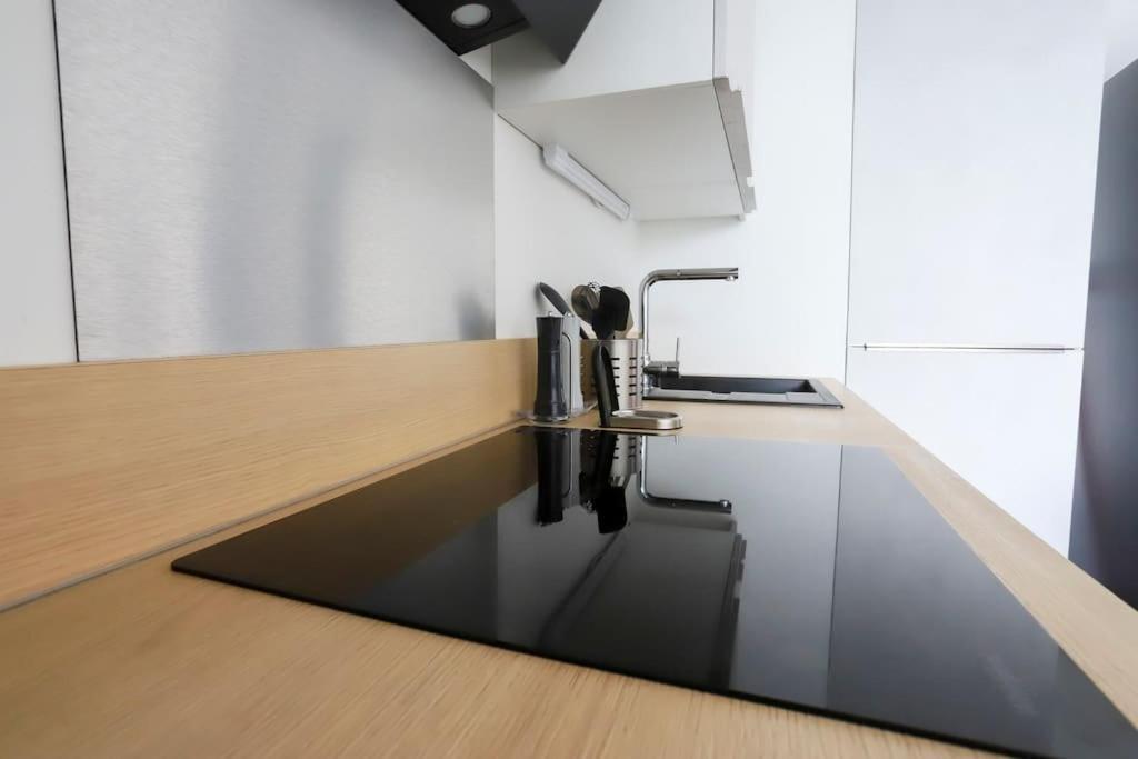Le Nid Des Romains - T2 Neuf - Balcon - Vue Annecy Ngoại thất bức ảnh